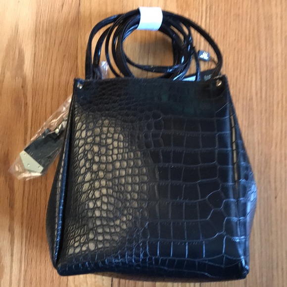 LONDON FOG Satchel - Picture 4 of 13